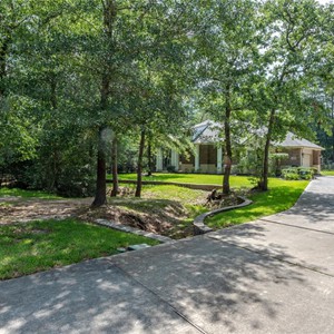 25006 Wintergreen Dr 3